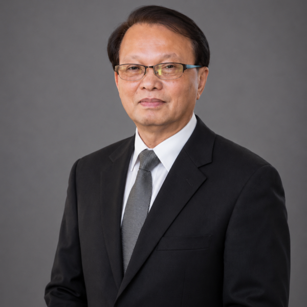 Luật sư Đình Quyết
