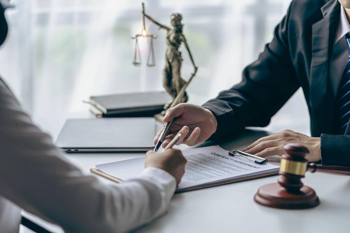 Công ty luật và Văn phòng luật Hà Nội – Sự chuyên nghiệp và uy tín hàng đầu về pháp lý