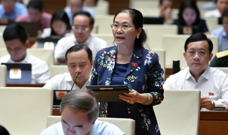 tham quyen giai quyet khieu nai
